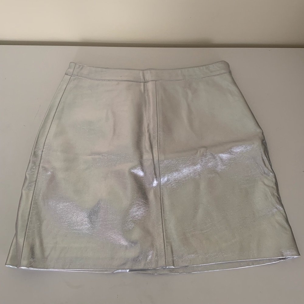 metallic silver mini skirt - no tags